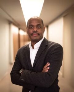 Leonard-Murray - Headshot